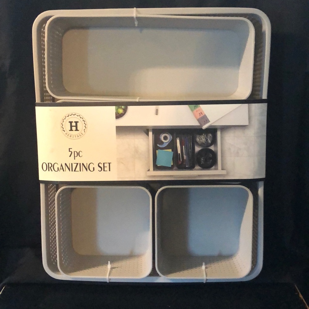 NEW Five piece organizing set